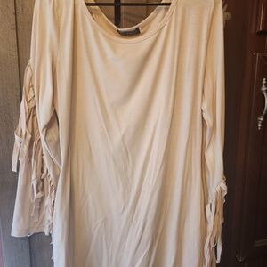 Elegant Cream Fringe Sleeve Top